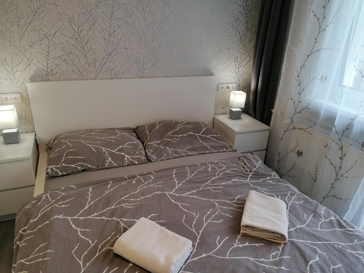 Penzion V Roklich & Apartmens V Roklich Ricany  Ngoại thất bức ảnh